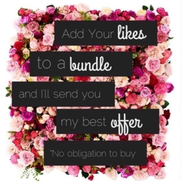 🆕NWOT•Blue & White Plaid 30”x 30" silk blend square Scarf; Boutique - Picture 12 of 15